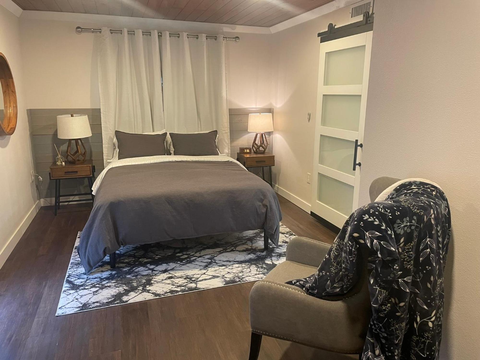 Shares Courtyard Luxury Apt - New! روكليدج المظهر الخارجي الصورة